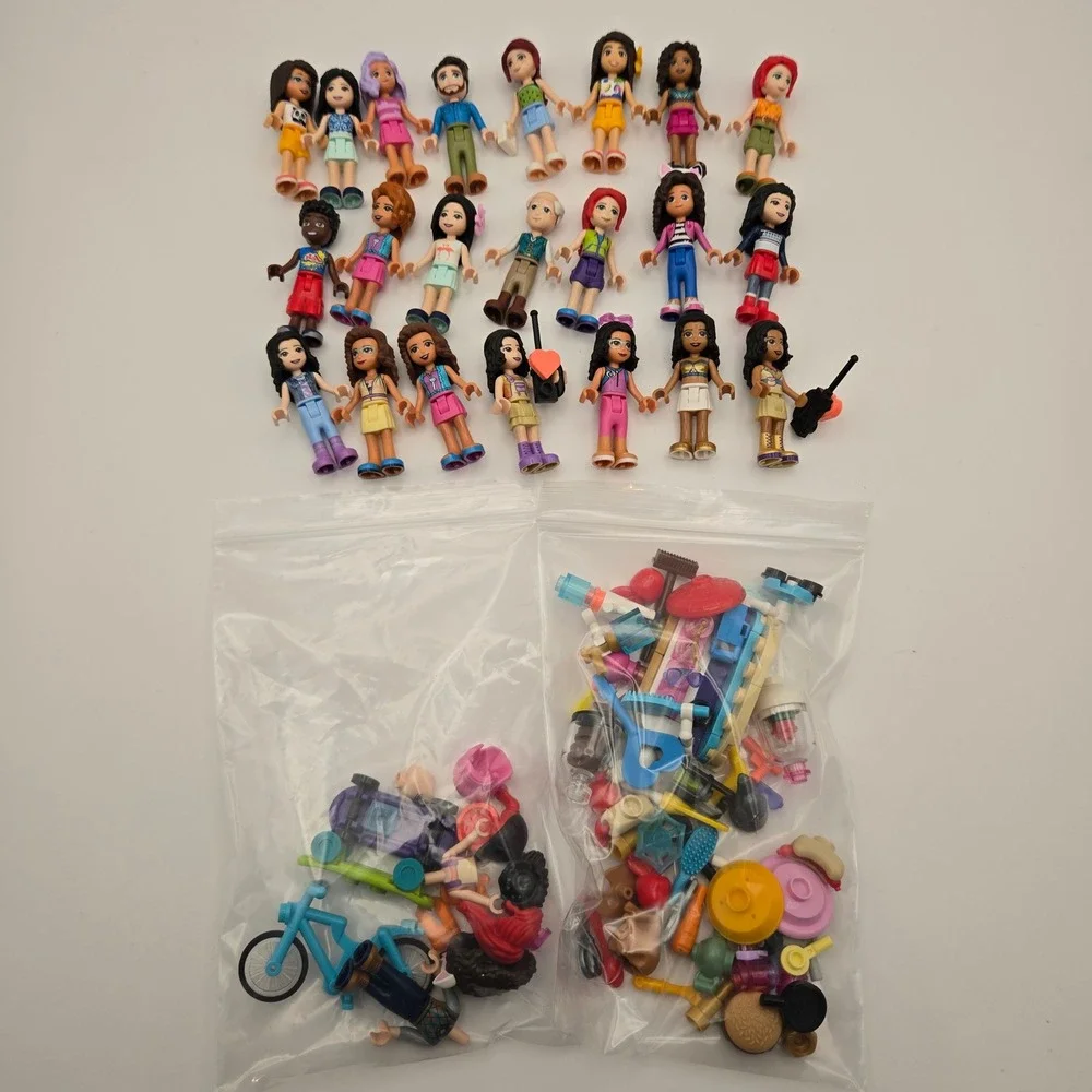 LEGO Friends 22 Mini-doll Figures Lot Heartlake City Aesthetic - Picture 2 of 13